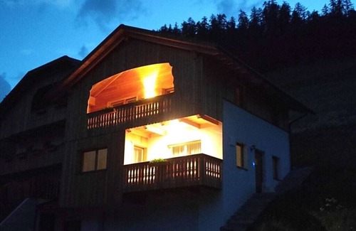 Longiaru Casa | Lüch de Corona Confortable residencia vacacional