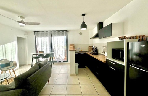 Sainte-Clotilde Centre Apartamento | L'échappée Bleue, sea view, close to the airport