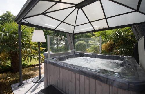 Mur-de-Bretagne Casa | L'écrin de bois -sauna - spa