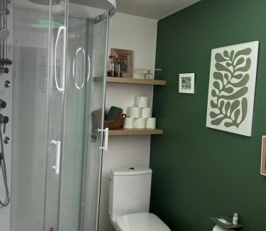 Pontmain Apartamento | L'écrin de la villa des roses