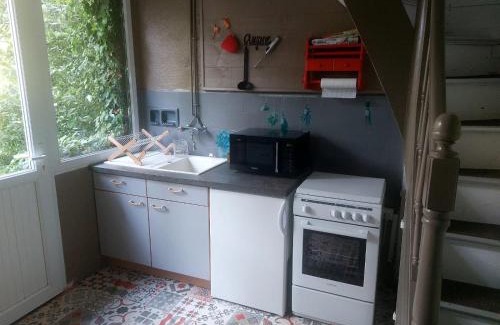 Thouars Casa | L'Écrin de Verdure - Pavillon avec spa privatif