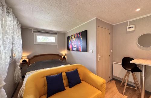 Funay - Bruyeres Apartamento | L'Abbaye de l'Epau - Jardin - Rivière