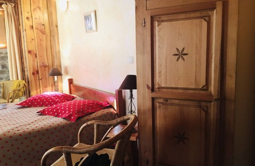 Saint-Jean-Saint-Nicolas Cama Y Desayuno | L'Abondance-Familiar-Baño Privado-Familiar-Vista a la Montana