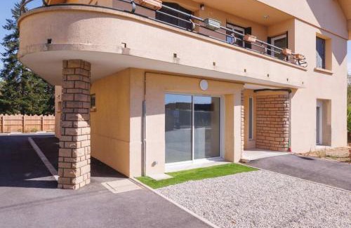 Bourg-en-Bresse Apartamento | L'Aindus de Brou- parking privé- RDC