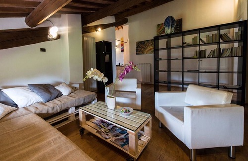 Chiusi Apartamento | L 'Albero di Gameli Bed & Breakfast Suite Milena