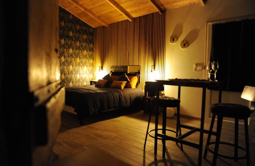 Marmande Cama Y Desayuno | L'alcôve d'Aliénor Elegance and romance in the heart of the Lot-et-Garonne region