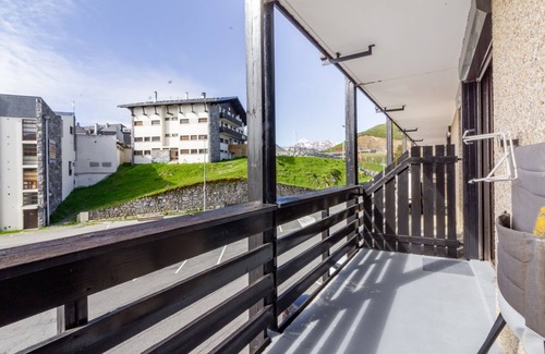 Pla d'Adet Apartamento | L'Altitude - Appartement avec balcon au pied des pistes