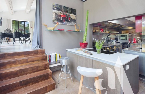 St.-Remy-de-Provence Otro | L'Amarine - An elegant, spacious home