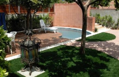 L'Ametlla del Valles Casa | L Ametlla Del Valles: Casa con jardín