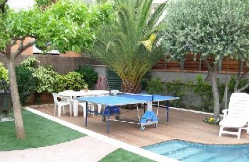 L'Ametlla del Valles Casa | L Ametlla Del Valles: Casa con jardín