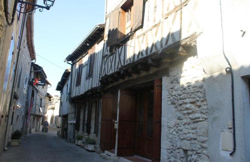 Casteljaloux Apartamento | L' Ancien Relais de Poste - Margot