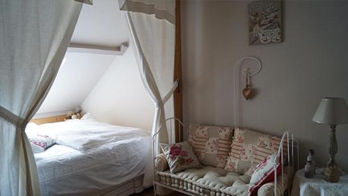 Besain Casa | L'Ancienne Cure