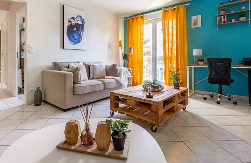 Devant-les-Ponts Apartamento | L'anisé - Charmant apt au coeur de Metz