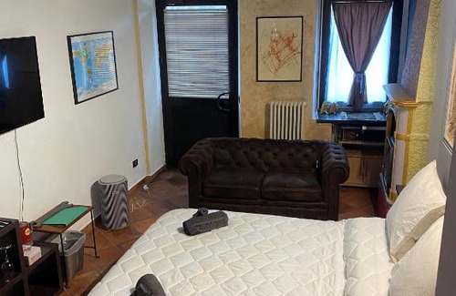 Arona Casa | L'antica stanza