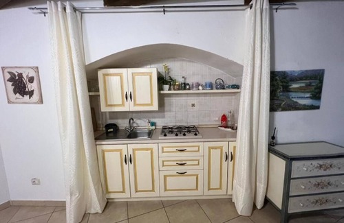 Historic Castle District Cama Y Desayuno | L'Antica Torre Caralis Holiday