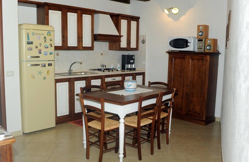 Historic Castle District Cama Y Desayuno | L'Antica Torre Caralis Holiday