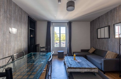Republique Apartamento | L'appart K-za -wifi Fibre- Checkin Auto- 6 p