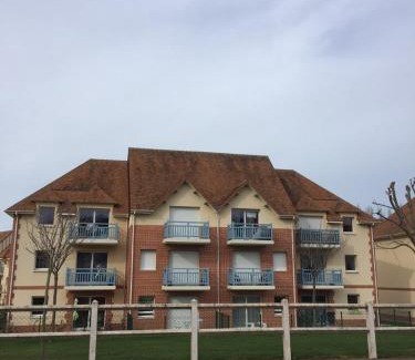 Houlgate Apartamento | L'appartement du parc vert marine