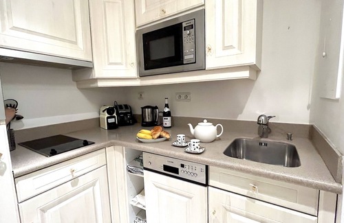Champs-Elysees Apartamento | L'appartement Pierre Charron