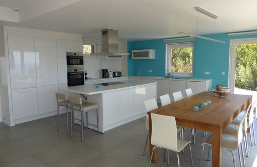 Le Rayol Villa | Nueva villa con piscina y magníficas vistas de las islas de oro