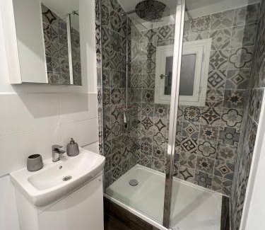 Begles Apartamento | L'Arcachonaise - Studio cosy avec jardin à Bègles