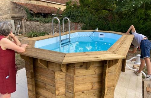 Corcelles-les-Arts Casa | L Arts de Vivre