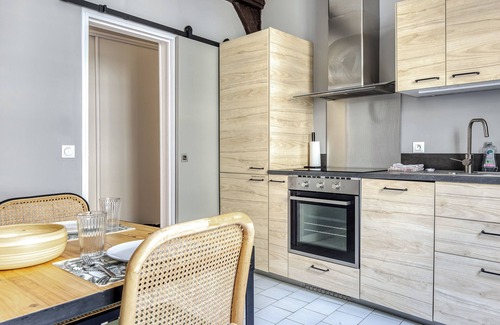 Quartier Vieux Marche-Cathedrale Apartamento | L'Astrolabe - superbe appartement, vue Cathédrale