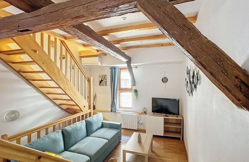 Eguisheim Apartamento | L'Atypique d'Eguisheim, Gîte L'Atypique, comfort and originality, historic center of Eguisheim