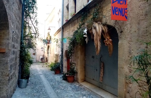 Pezenas Apartamento | L' Authentique, historic center 3rd floor