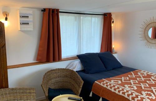 Fleury-sur-Orne Apartamento | L 'Azuleja