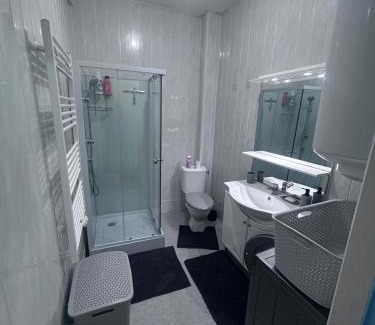 Saint-Claude Apartamento | L azur Jurassien séjour chaleureux dans le Jura
