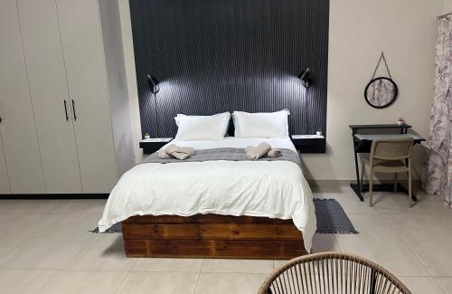 Klerksdorp Casa | L&C Cottage