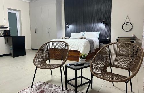 Klerksdorp Casa | L&C Cottage
