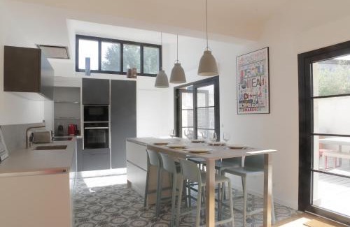 Talence Casa | L'Echoppe - Maison 3 chambres avec 2 salles de bain et grande Terrasse