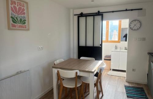 Lessy Apartamento | L ermitage Appartement 4 couchages avec terrasse et jardin, à 7 kms de Metz