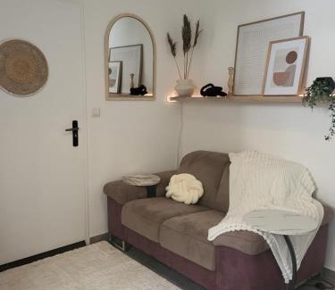 Lunel Apartamento | L'escale dorée au centre de Lunel