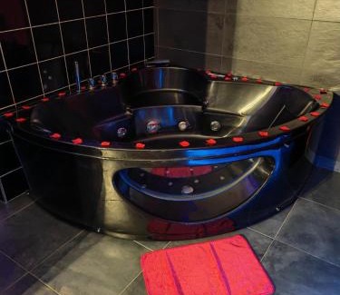 Grandfontaine Apartamento | L'Escale du Donon - Chambre Noire