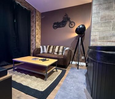 Estissac Apartamento | L'escale en Othe avec jacuzzi