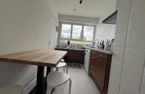 Hopitaux-Facultes Apartamento | L'Escapade: Apartment with air-conditioning and balcony