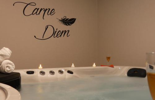 Charavines Casa | L'HACIENDA DUO a romantic getaway with a private spa