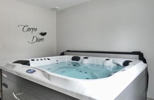Charavines Casa | L'HACIENDA DUO a romantic getaway with a private spa
