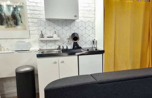 Garches Cama Y Desayuno | "l'hotel A LA Maison": Appartement Independant Dans Maison Saint Cloud