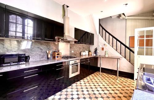 Auxerre Casa | L'imparfait - Maison 5 chambres - Home République