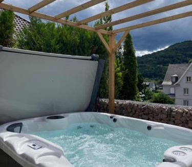 Munster Apartamento | L'Impasse en Duo, appartement cosy 2 personnes avec SPA extérieur privé