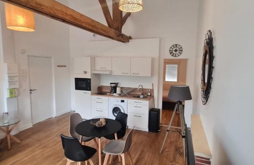Pontivy Apartamento | L'Imperial 7 - T2 - Centre ville - Dernier étage