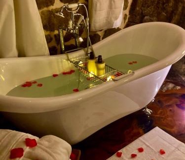Asperjoc Cama Y Desayuno | L'Insolite PALLAS
