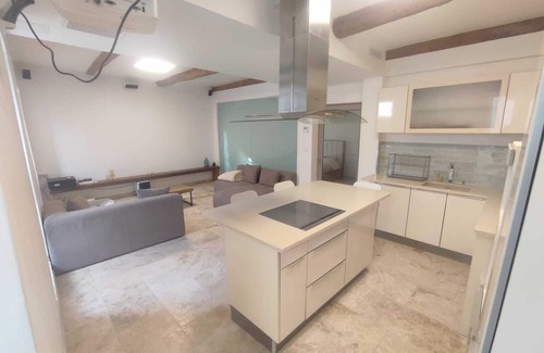 7th Arrondissement Apartamento | L'Instant Roméon - Spacious T2 with terrace in the heart of Endoume