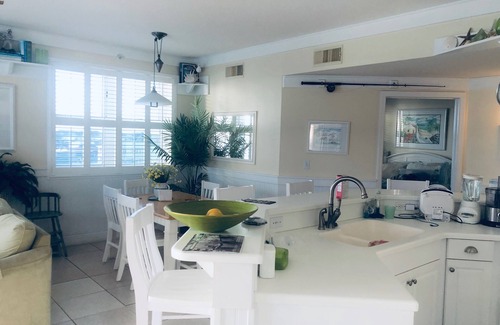 Miramar Beach Condominio | Del 13 al 20 de julio, ahora la nueva TASA ESPECIAL solo $ 340 / nt. VeryClean CornerUnit en 5th Fl