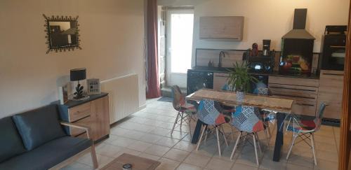 Saint-Georges-de-Reintembault Casa | L'Oasis du Bien Etre