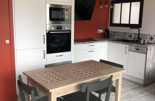 Saint-Palais-sur-Mer Casa | L'ombre d'un Pin entre deux Plages (center and beaches within walking distance, garage garden)